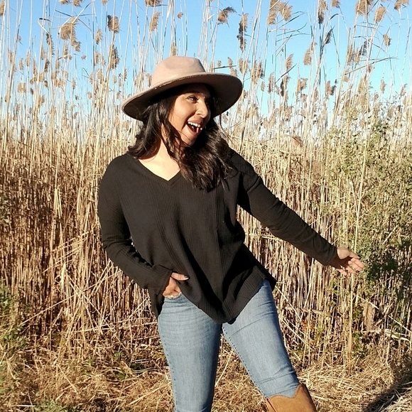 BRIGHTER DAYS WHITE WAFFLE KNIT TOP - Picture 10 of 12